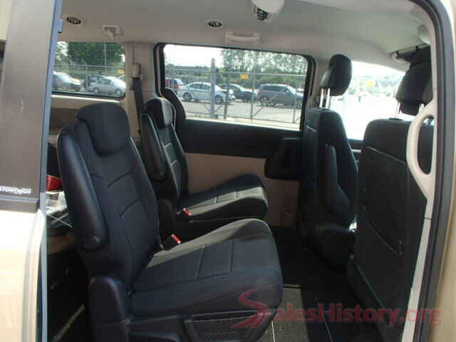 RLHKF3005LY000414 2010 DODGE CARAVAN