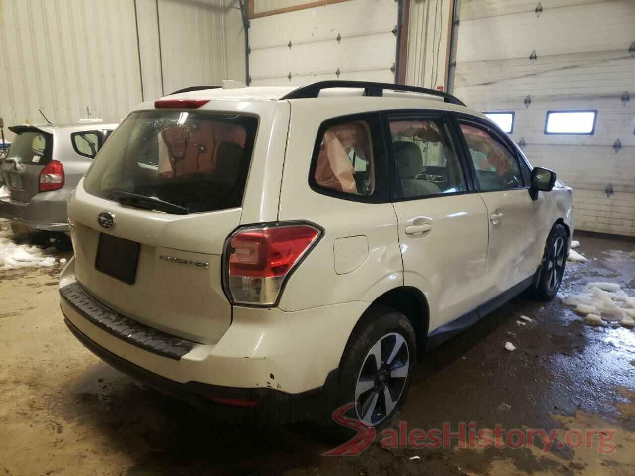 JF2SJABC6JH529427 2018 SUBARU FORESTER