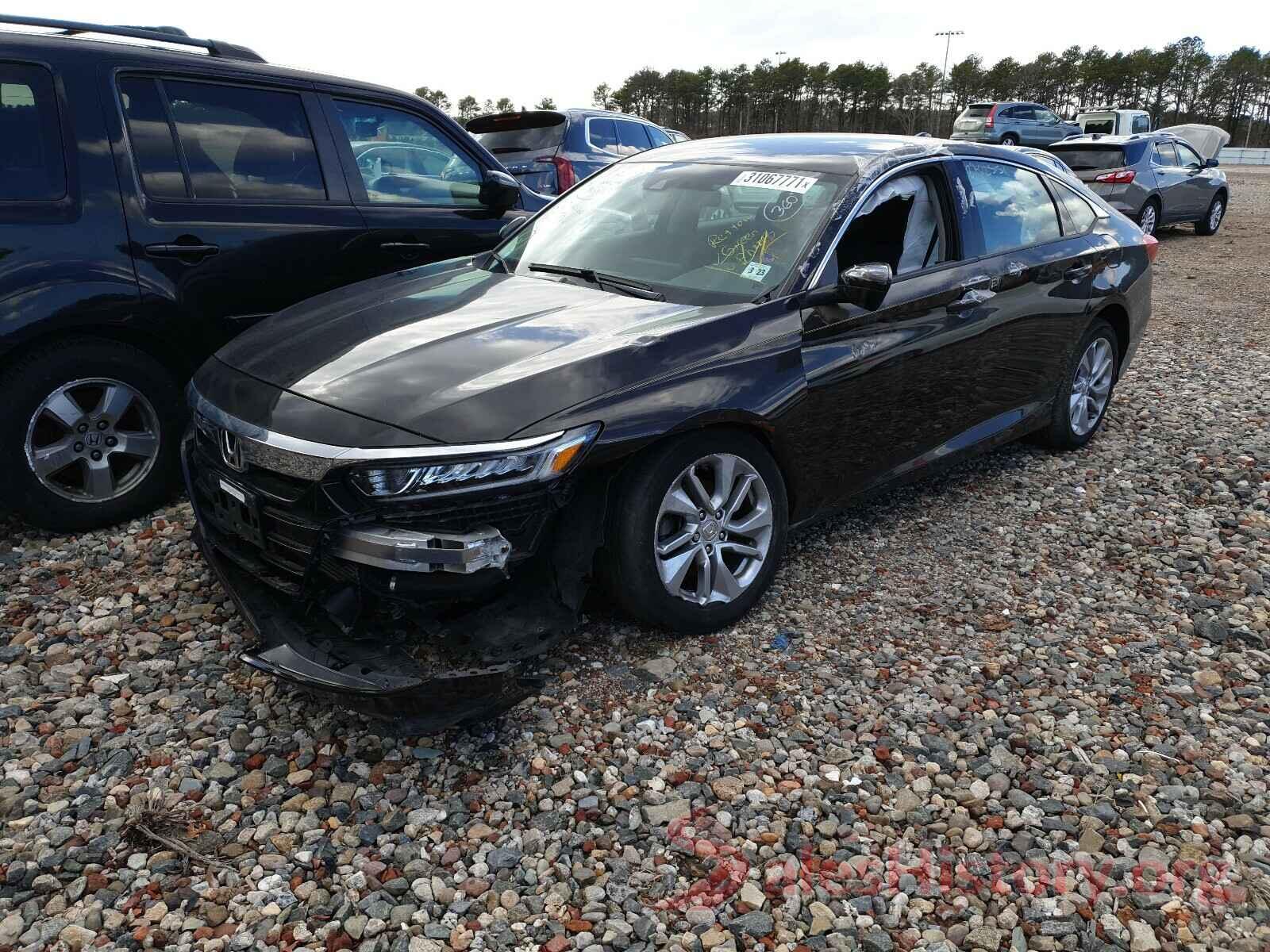 1HGCV1F13JA075602 2018 HONDA ACCORD