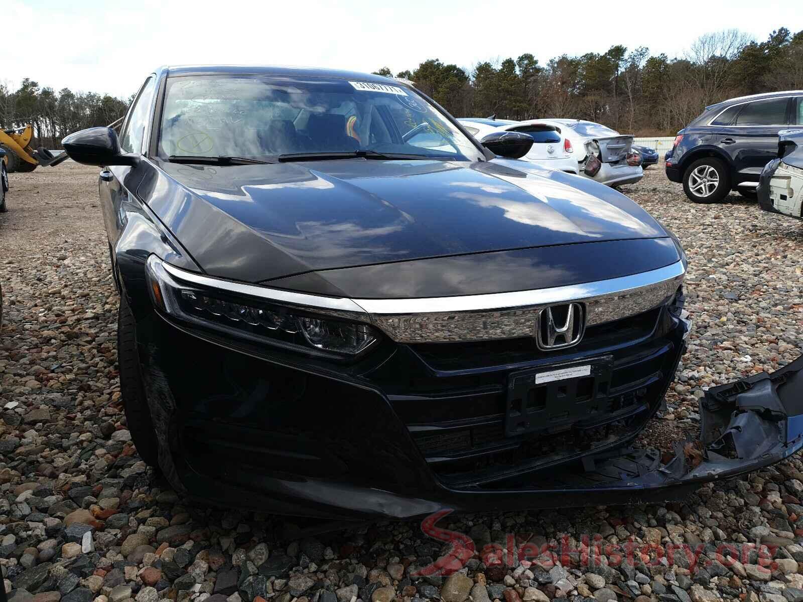 1HGCV1F13JA075602 2018 HONDA ACCORD