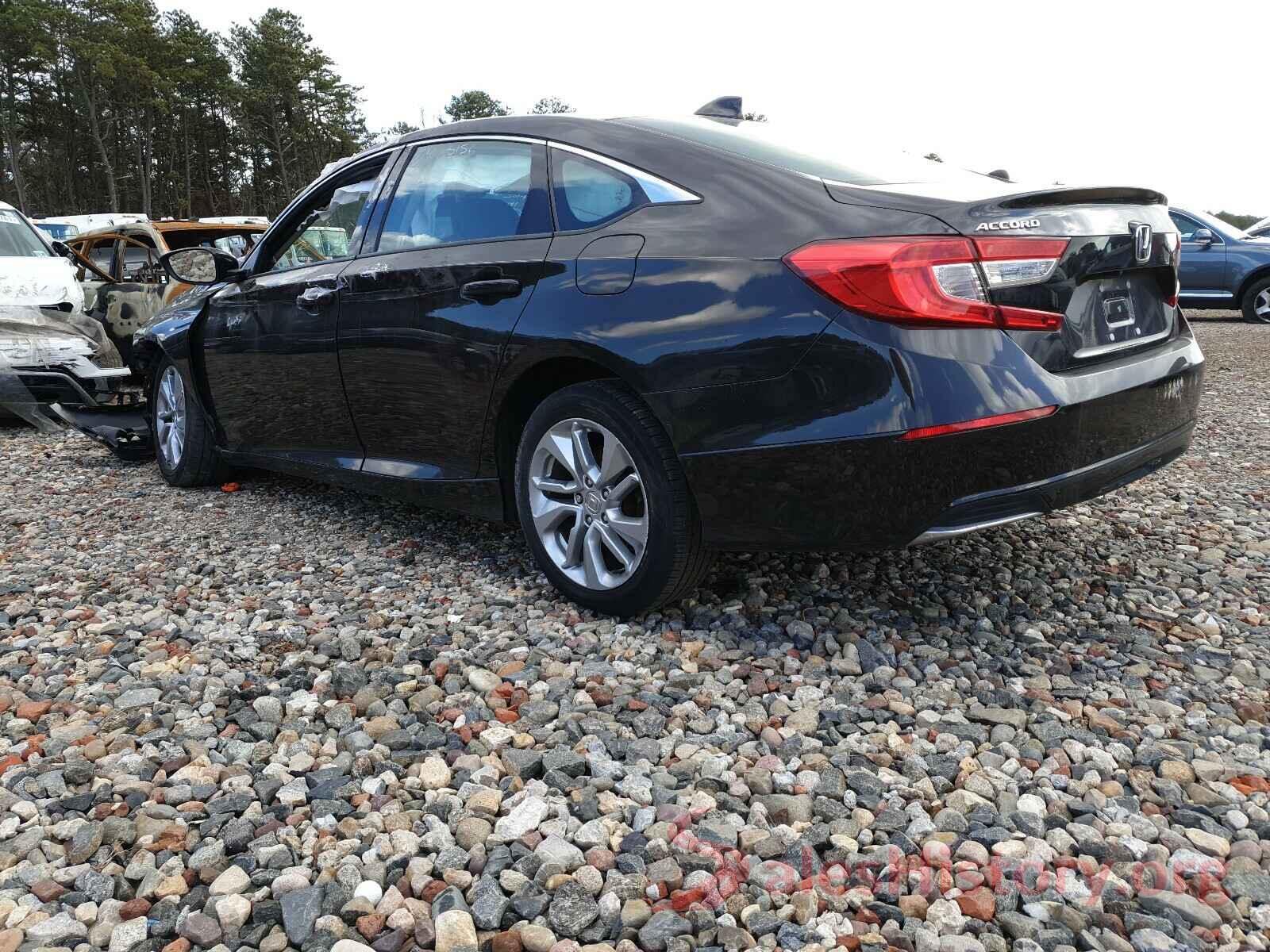 1HGCV1F13JA075602 2018 HONDA ACCORD