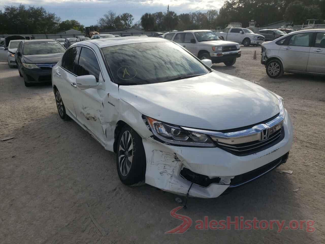 JHMCR6F53HC029106 2017 HONDA ACCORD