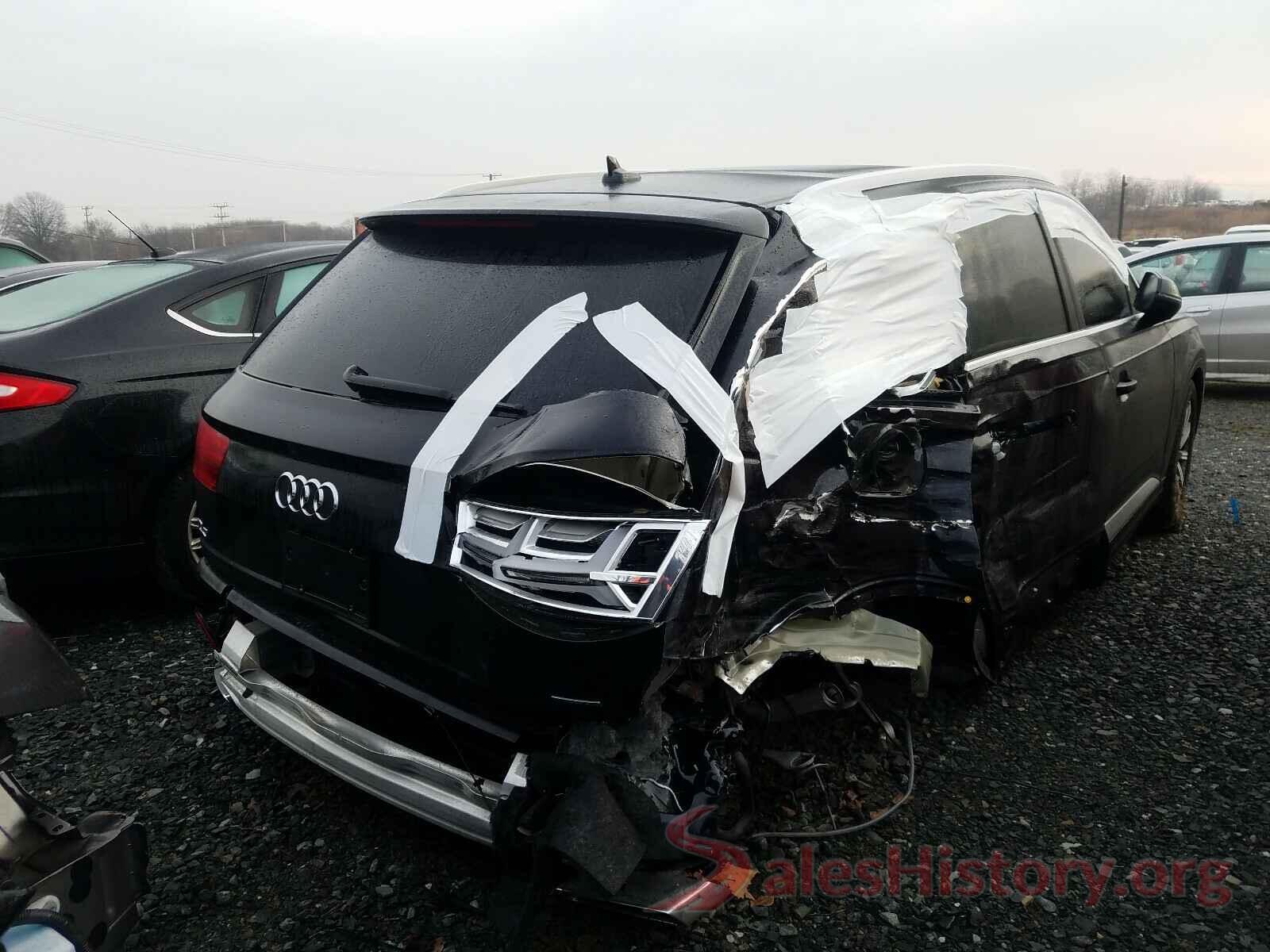 WA1LHAF75KD037695 2019 AUDI Q7