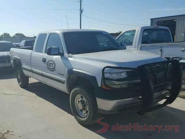 JH2PC40HXKK500068 2001 CHEVROLET SILVERADO