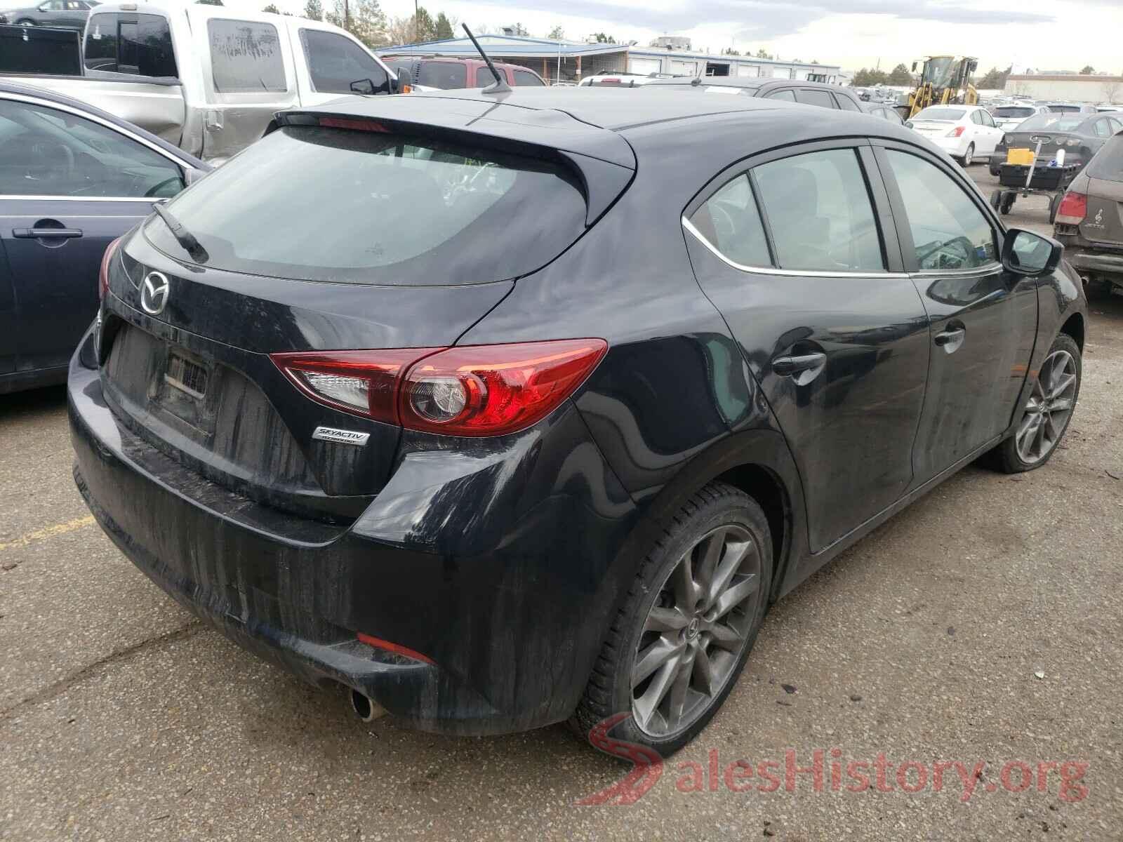 3MZBN1L30JM167539 2018 MAZDA 3