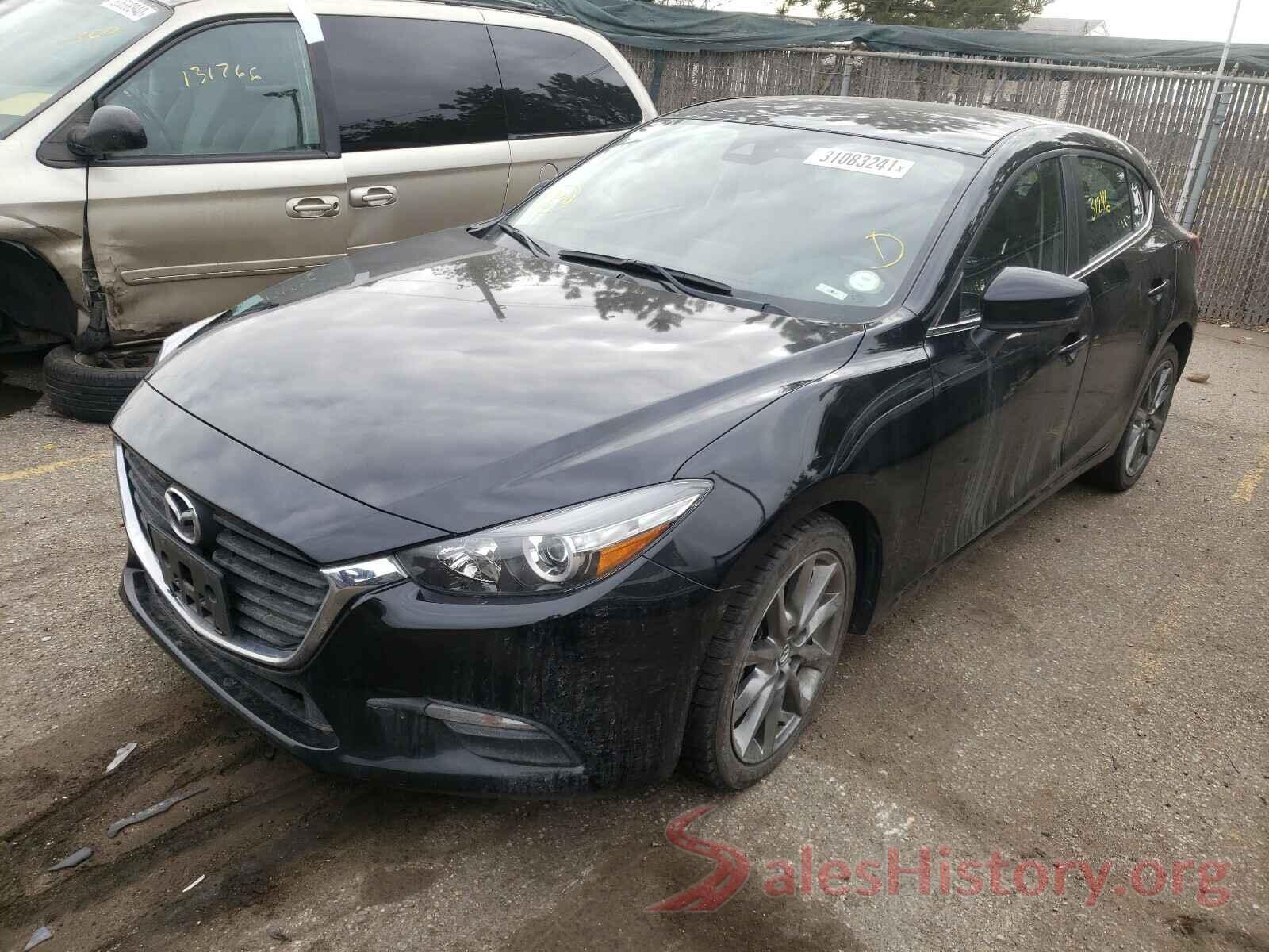 3MZBN1L30JM167539 2018 MAZDA 3