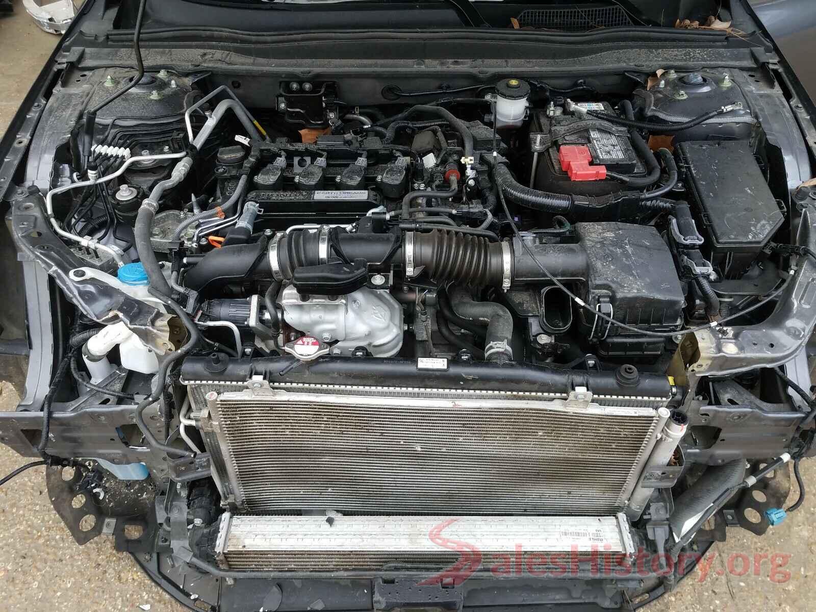 1HGCV1F18JA105211 2018 HONDA ACCORD