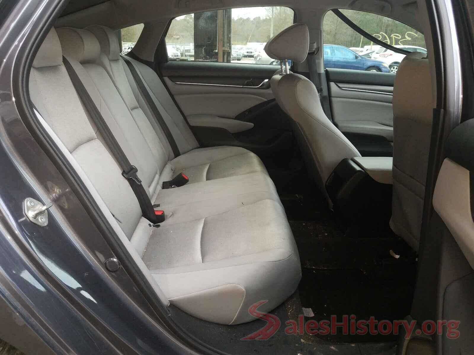 1HGCV1F18JA105211 2018 HONDA ACCORD