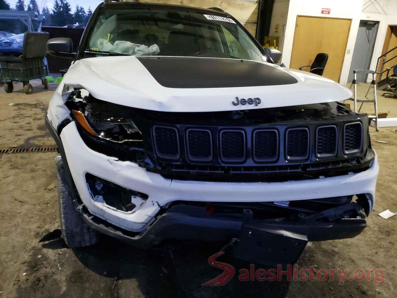 3C4NJDDB9LT195237 2020 JEEP COMPASS