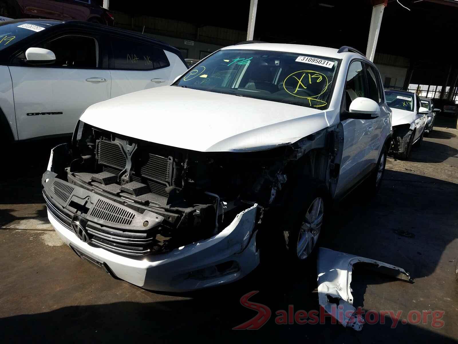 WVGAV7AX6HK005645 2017 VOLKSWAGEN TIGUAN