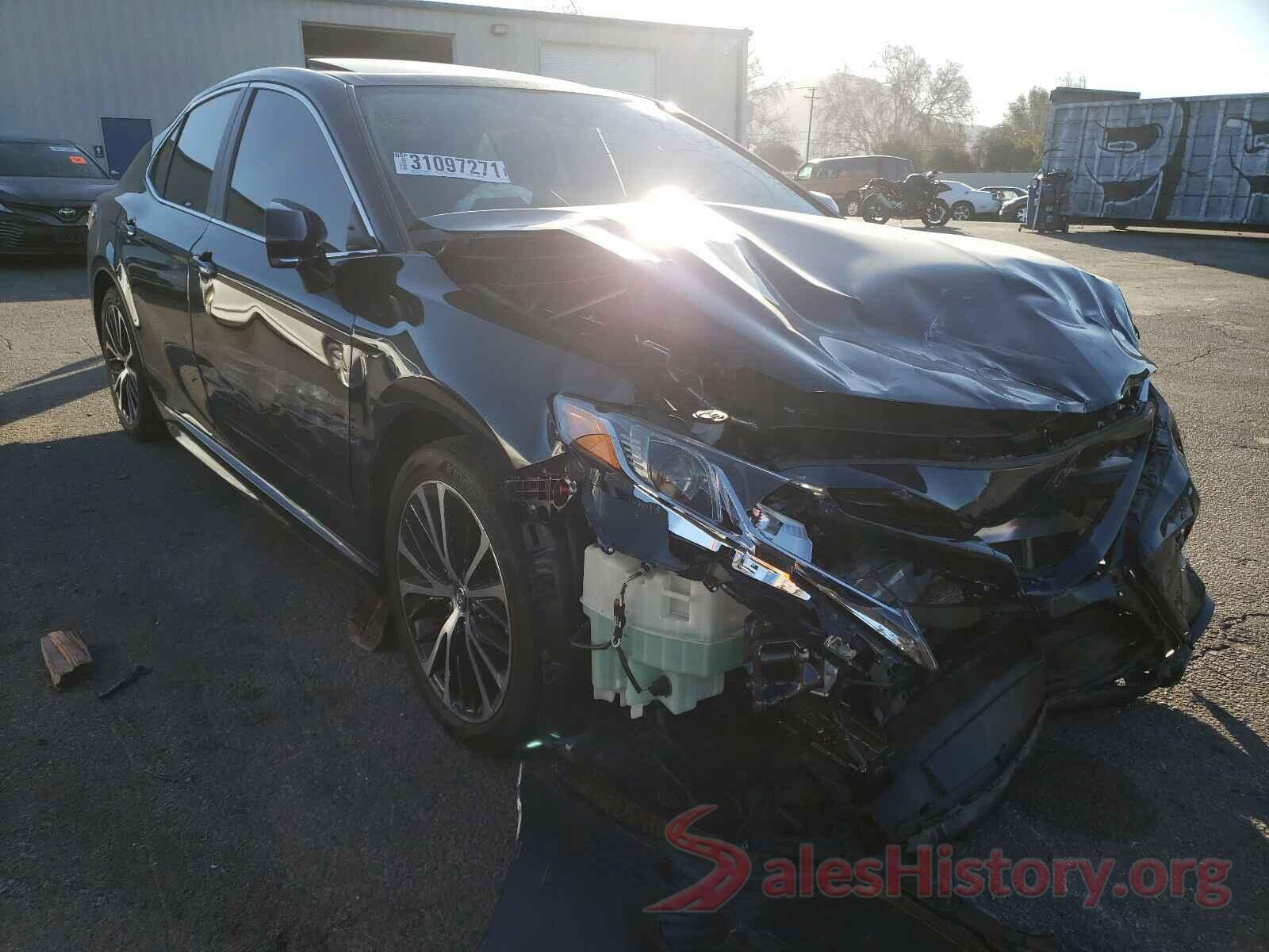 4T1B11HK7KU713843 2019 TOYOTA CAMRY