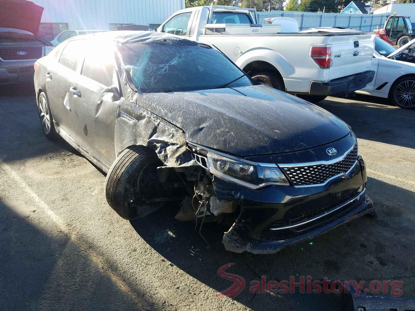 5XXGT4L38JG256728 2018 KIA OPTIMA