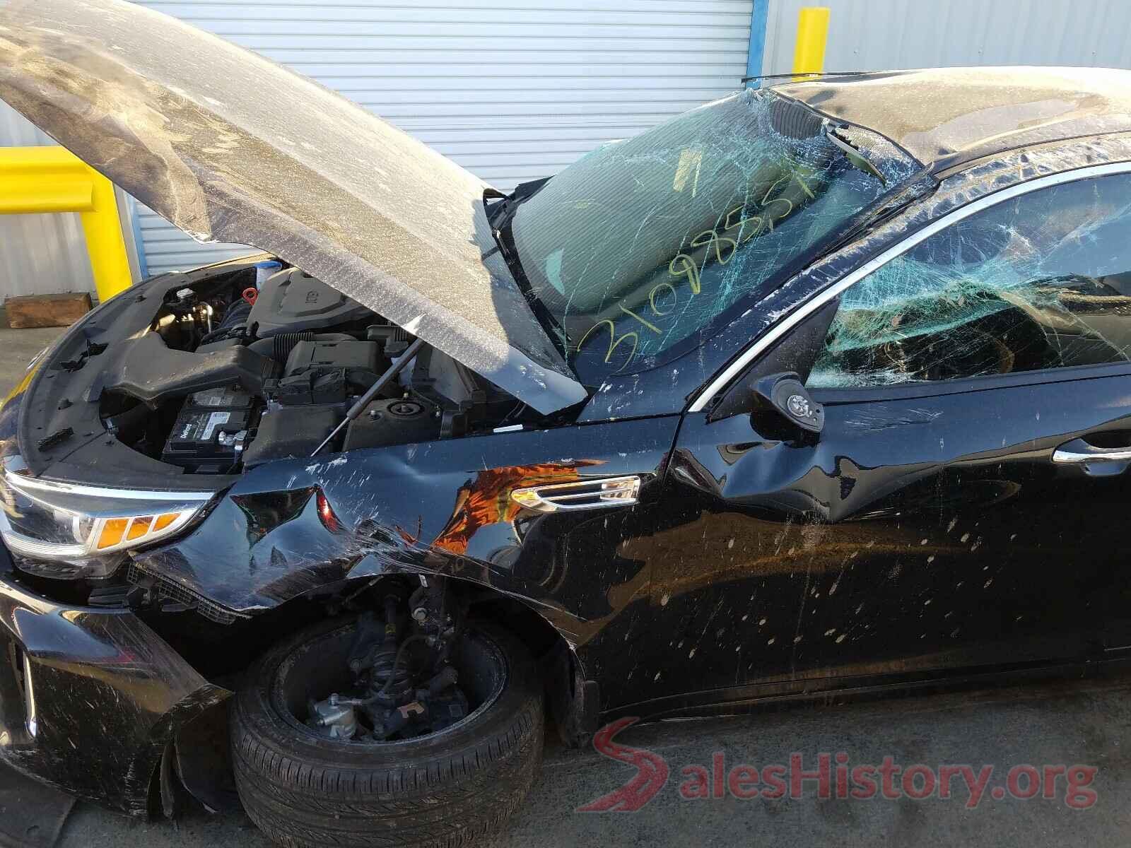 5XXGT4L38JG256728 2018 KIA OPTIMA