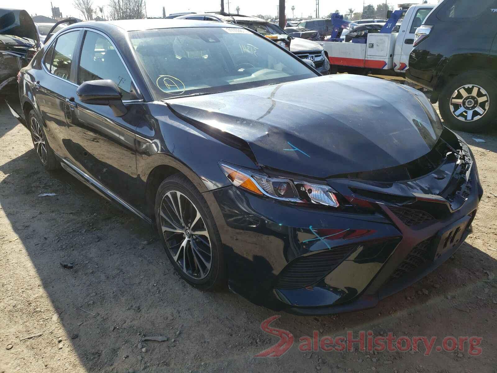 JTNB11HK8J3018503 2018 TOYOTA CAMRY