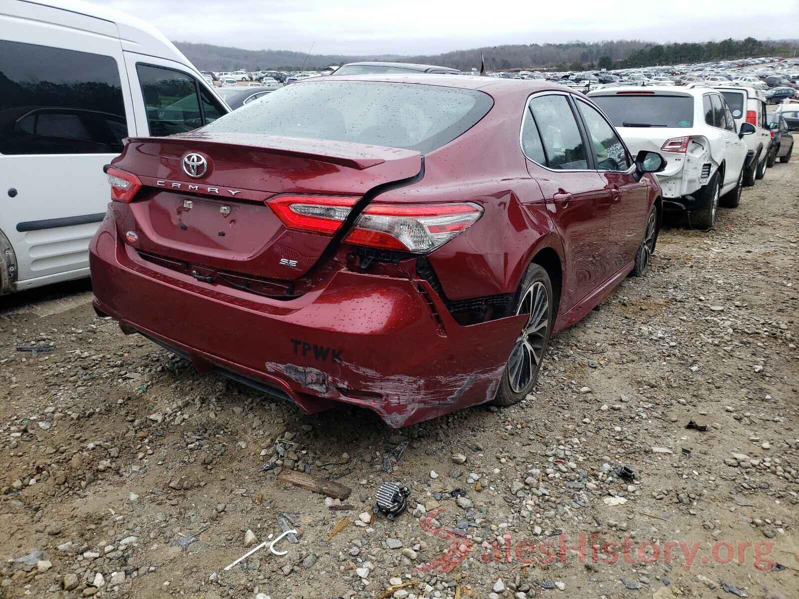 4T1B11HK5JU651440 2018 TOYOTA CAMRY