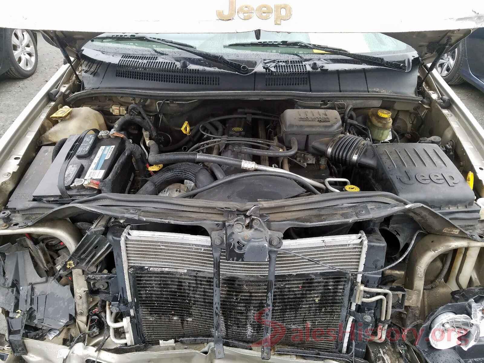 1VWDT7A31HC045837 2004 JEEP CHEROKEE