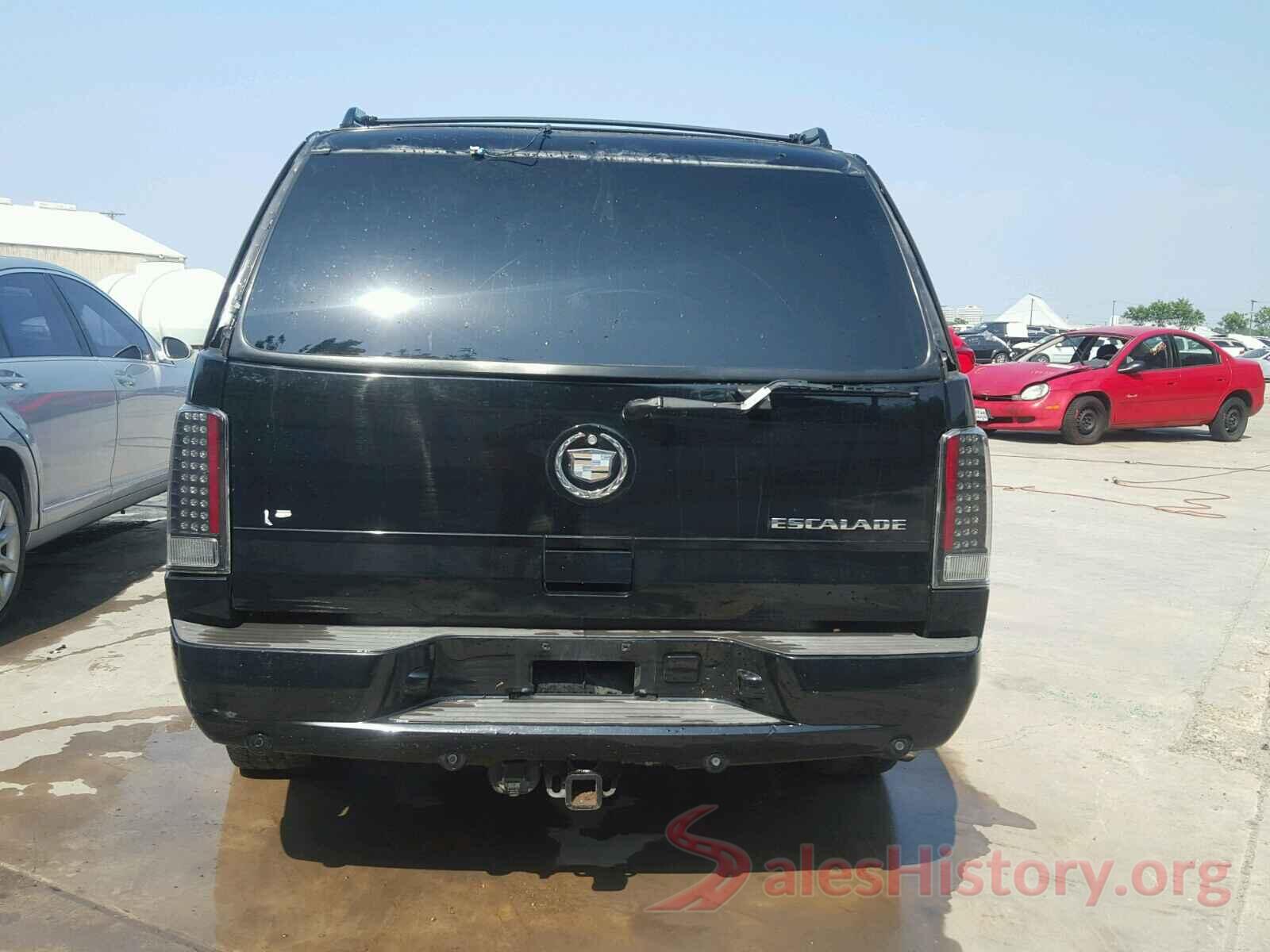 2G11Z5S32K9128207 2004 CADILLAC ESCALADE