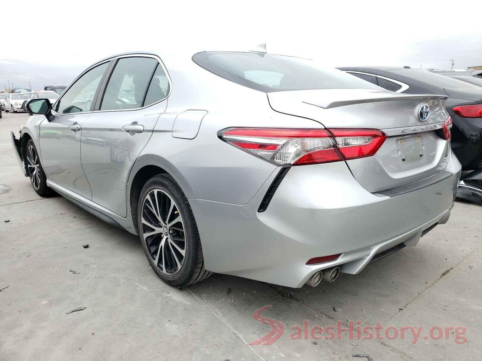 4T1B21HK5JU003898 2018 TOYOTA CAMRY