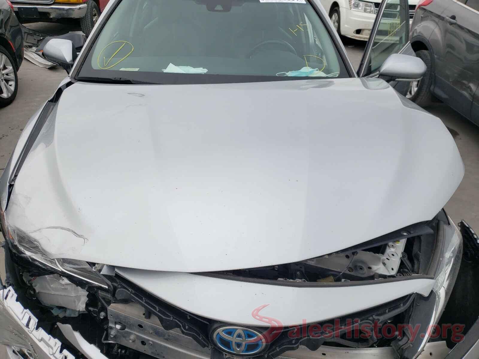 4T1B21HK5JU003898 2018 TOYOTA CAMRY