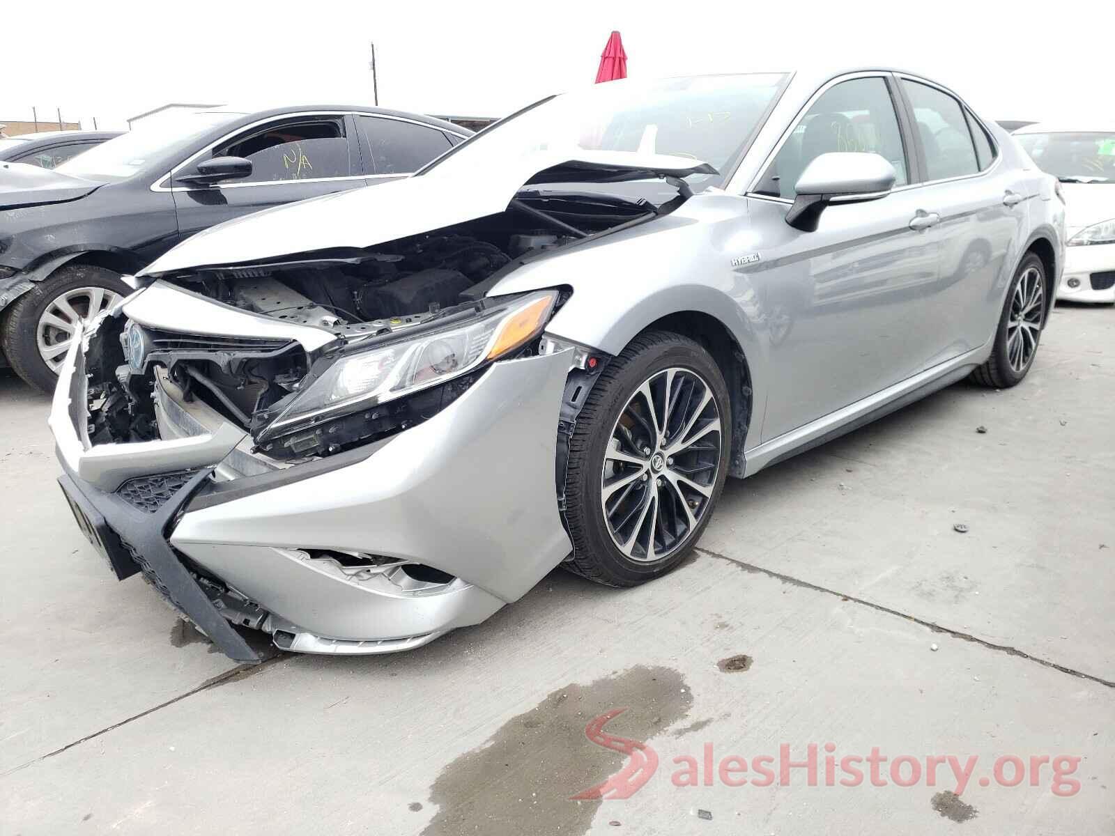 4T1B21HK5JU003898 2018 TOYOTA CAMRY