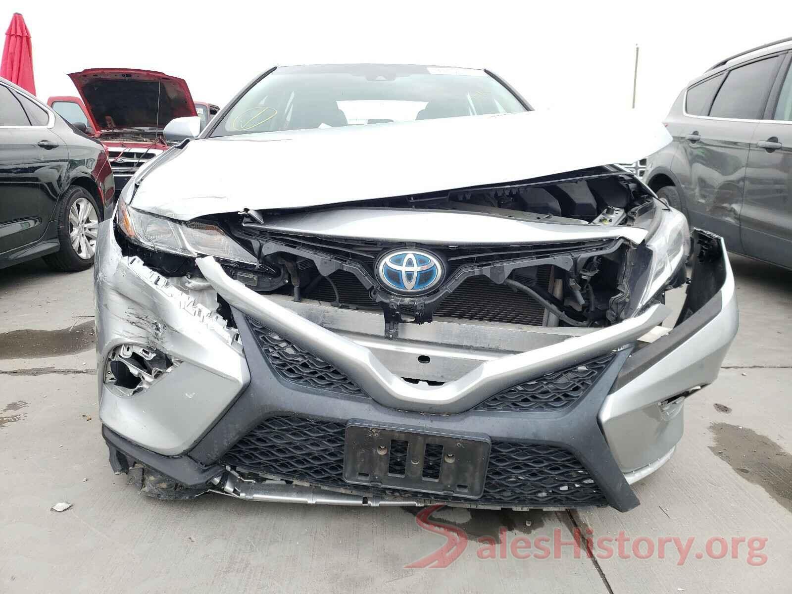 4T1B21HK5JU003898 2018 TOYOTA CAMRY