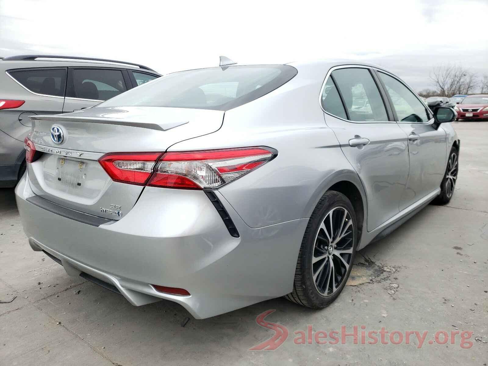 4T1B21HK5JU003898 2018 TOYOTA CAMRY