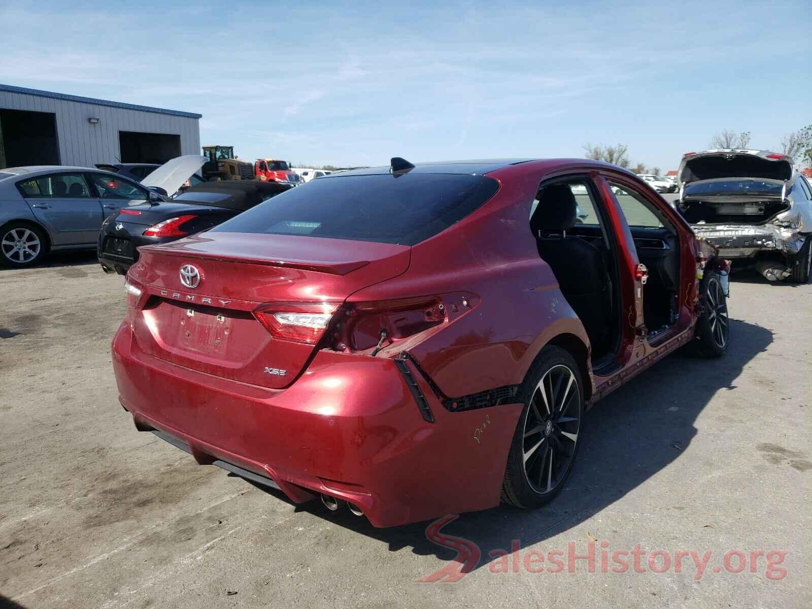 4T1B61HK8JU587394 2018 TOYOTA CAMRY