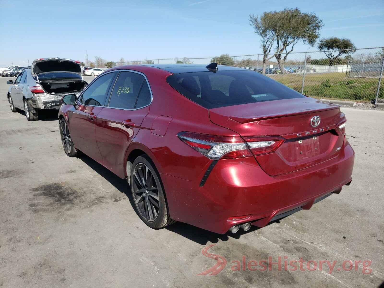 4T1B61HK8JU587394 2018 TOYOTA CAMRY