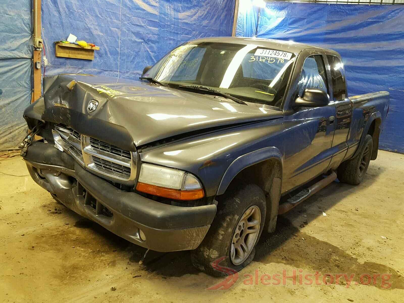 JM1GL1VM3M1607940 2004 DODGE DAKOTA