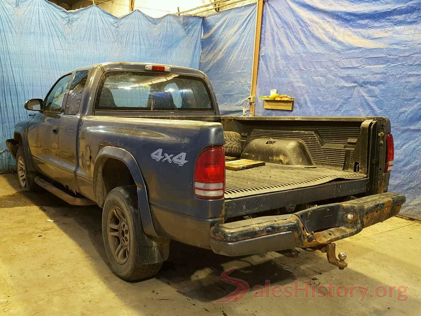 JM1GL1VM3M1607940 2004 DODGE DAKOTA