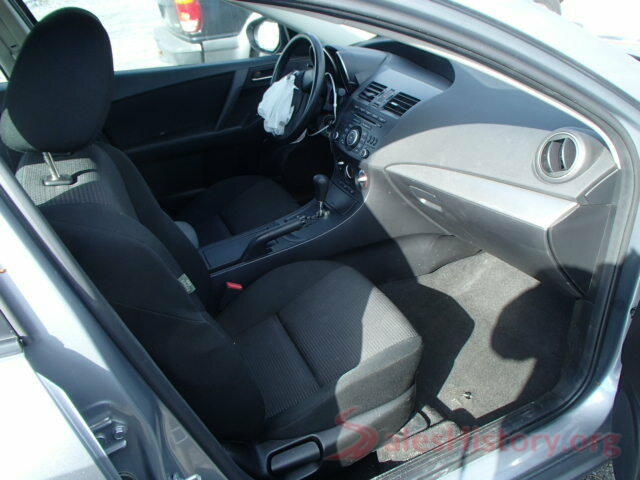 3N1CN8EV9LL835574 2013 MAZDA 3