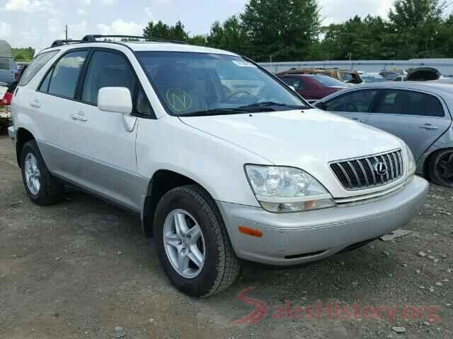 3MZBM1U70GM300703 2001 LEXUS RX300