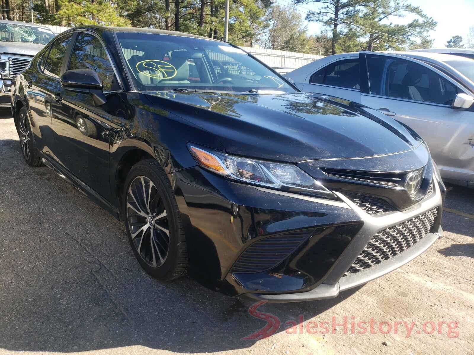 4T1B11HKXJU595057 2018 TOYOTA CAMRY