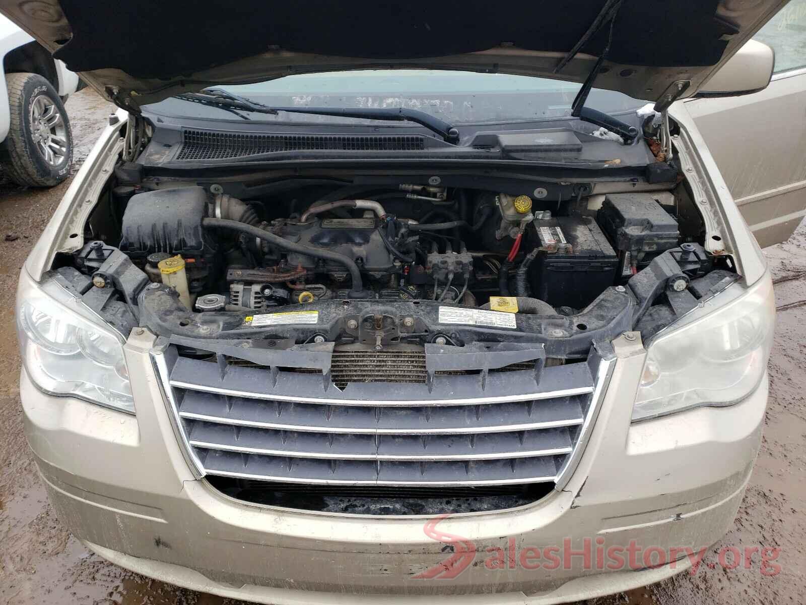 55SWF4JB1HU204687 2008 CHRYSLER MINIVAN