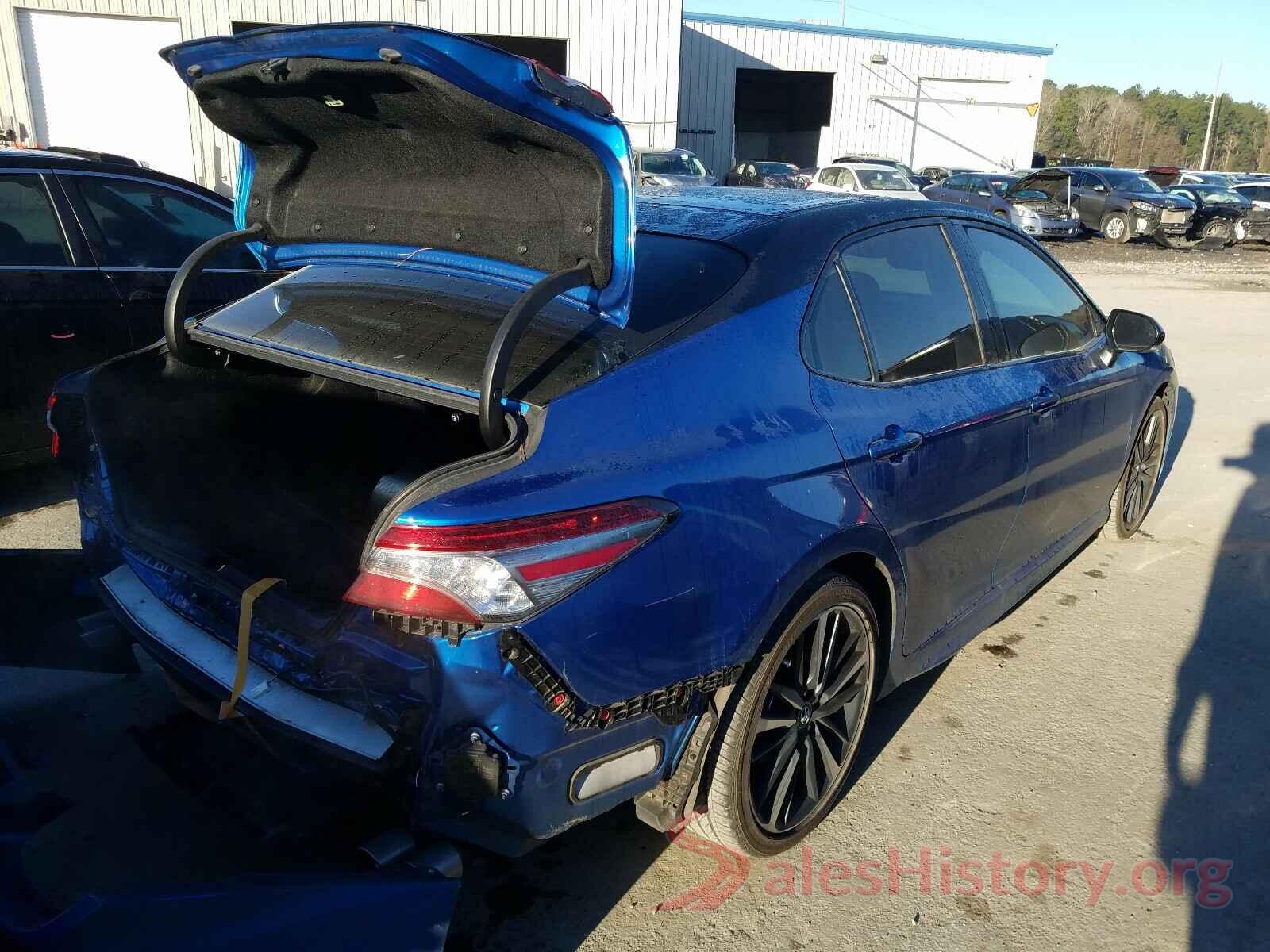 4T1B61HK2KU186263 2019 TOYOTA CAMRY