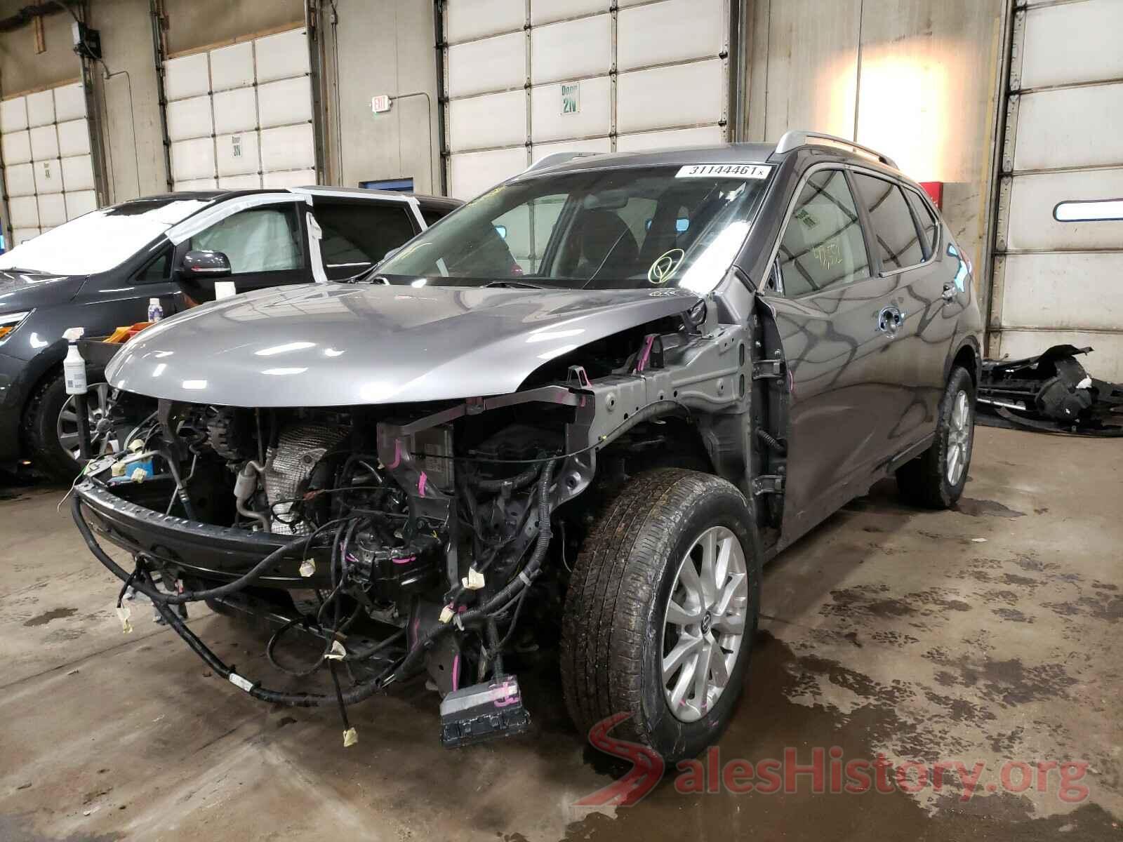 KNMAT2MV2HP535010 2017 NISSAN ROGUE