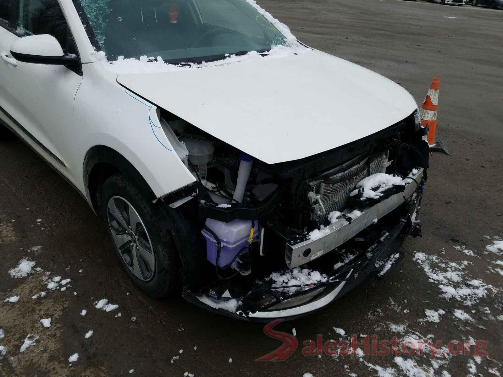 KNDCB3LC0K5349938 2019 KIA NIRO