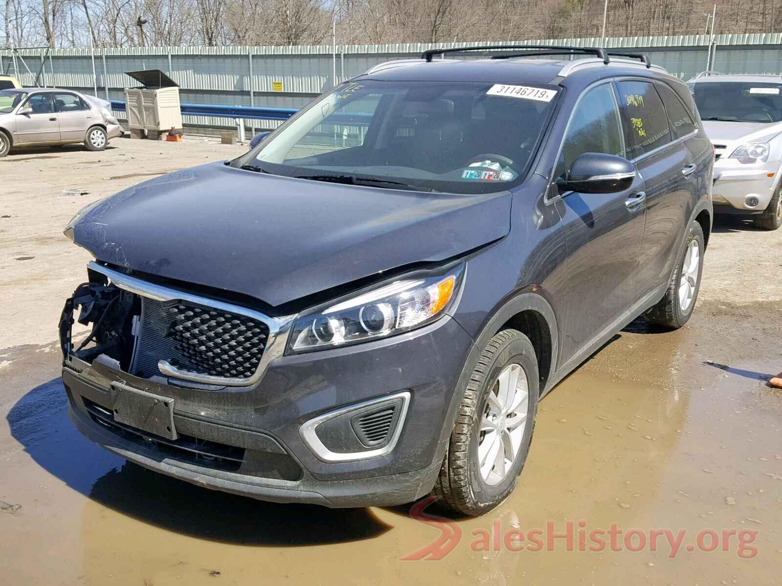 WVGBV7AX0JK004999 2018 KIA SORENTO LX