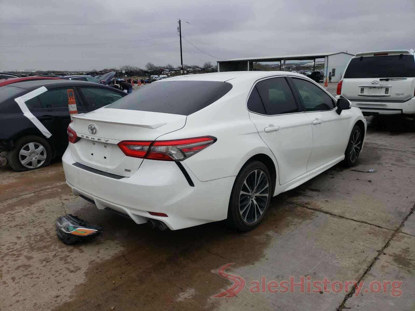 JTNB11HK2J3038827 2018 TOYOTA CAMRY