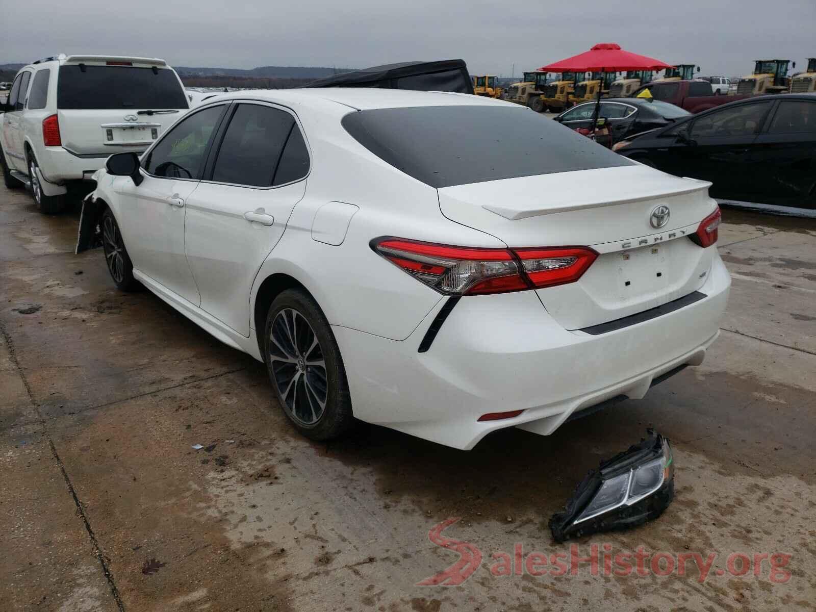 JTNB11HK2J3038827 2018 TOYOTA CAMRY