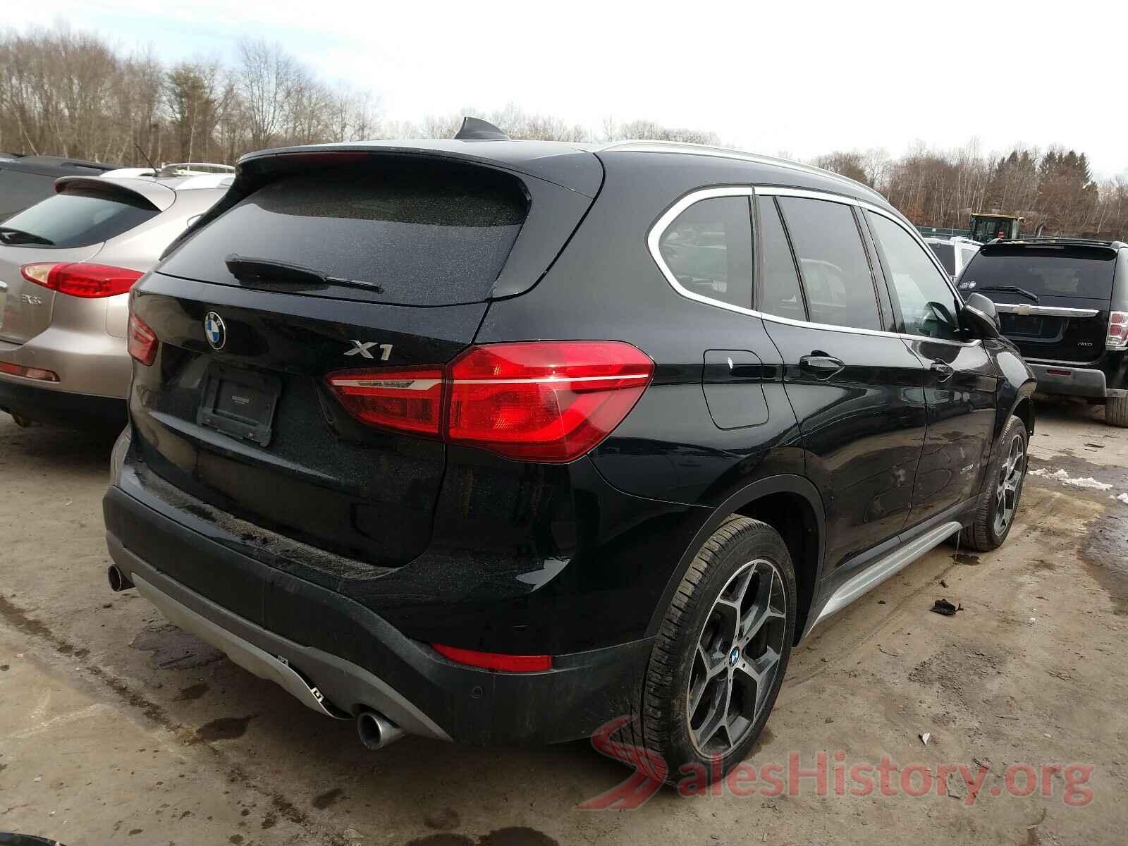 WBXHT3C39J5K29401 2018 BMW X1