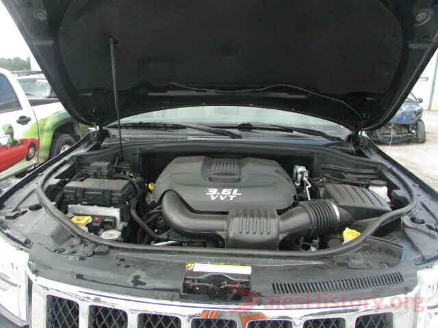 4S4BSANC5K3321217 2013 JEEP CHEROKEE