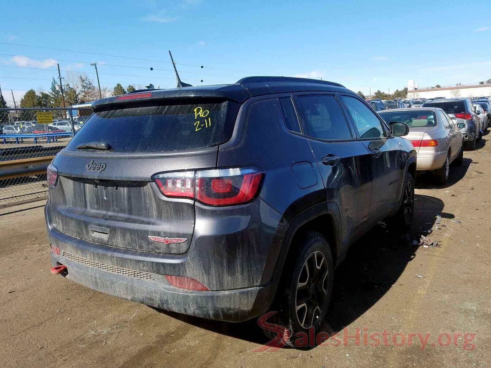 YV140MTL4H2430588 2019 JEEP COMPASS