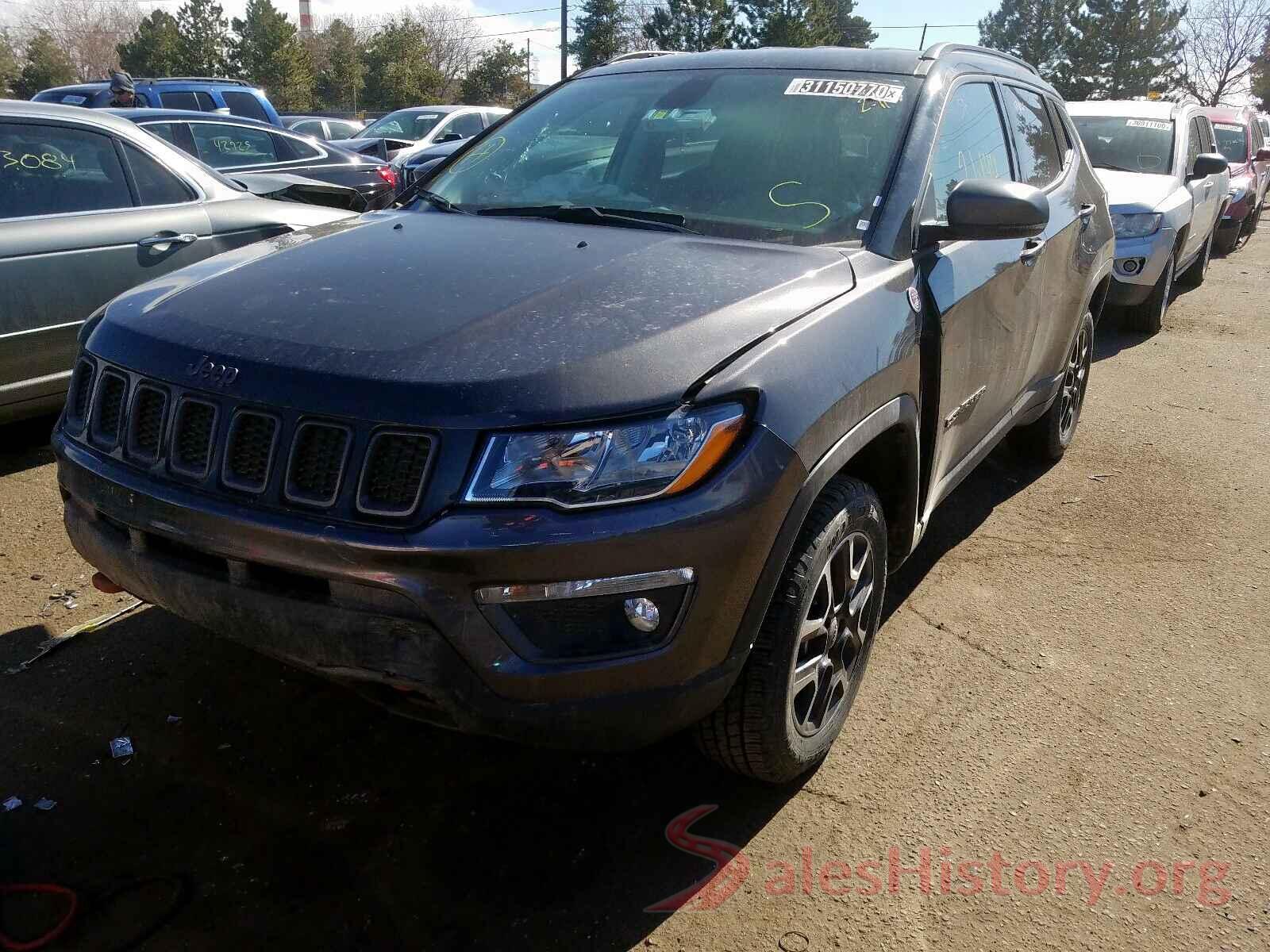 YV140MTL4H2430588 2019 JEEP COMPASS