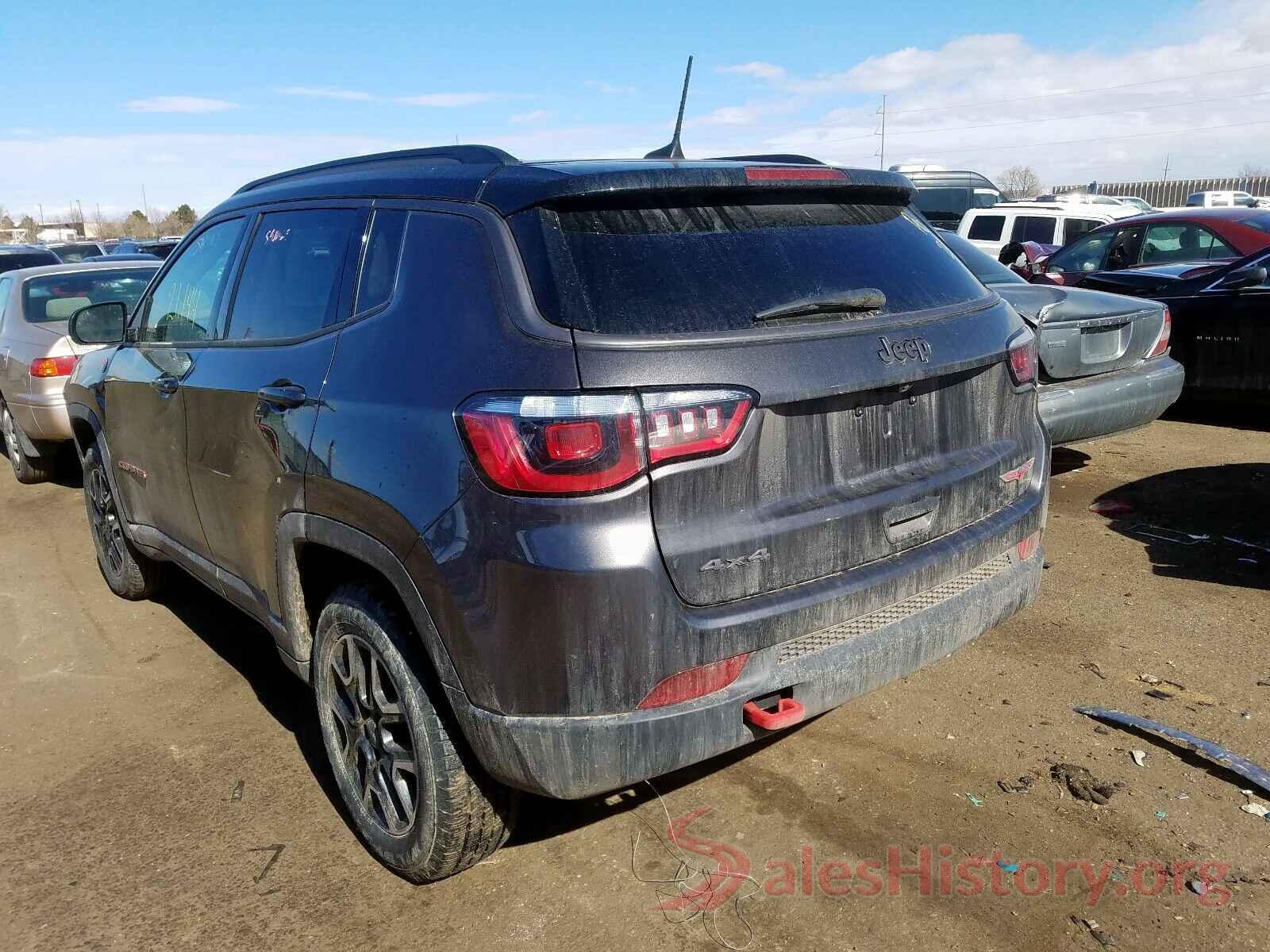 YV140MTL4H2430588 2019 JEEP COMPASS