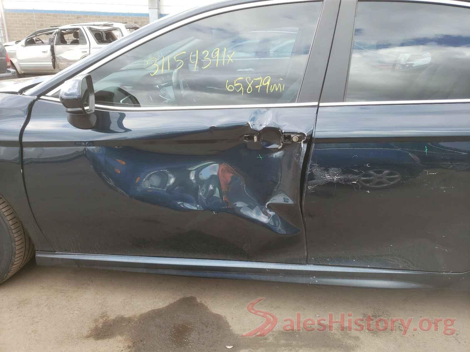 4T1B11HK4JU568307 2018 TOYOTA CAMRY