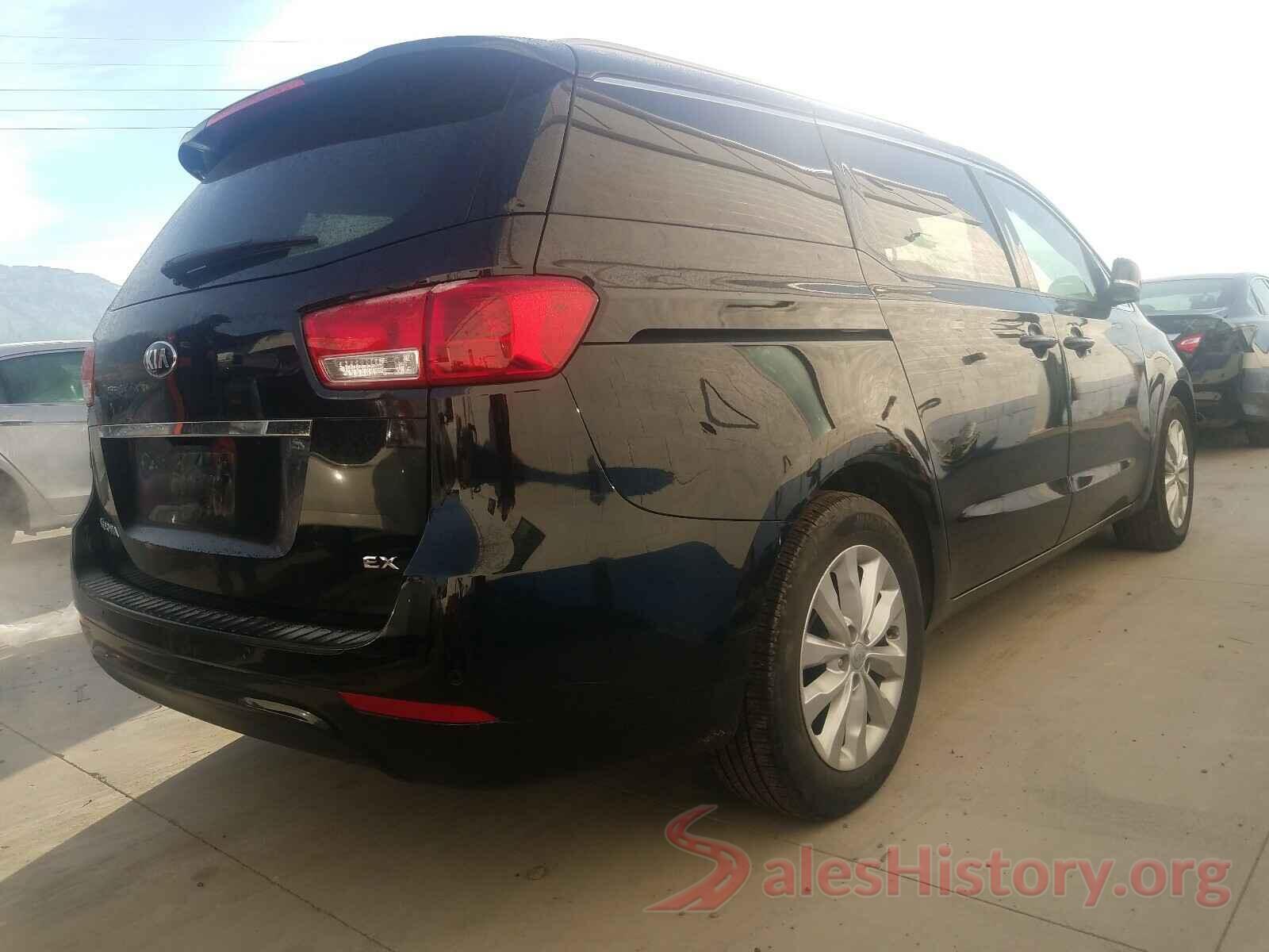 KNDMC5C17J6398901 2018 KIA SEDONA