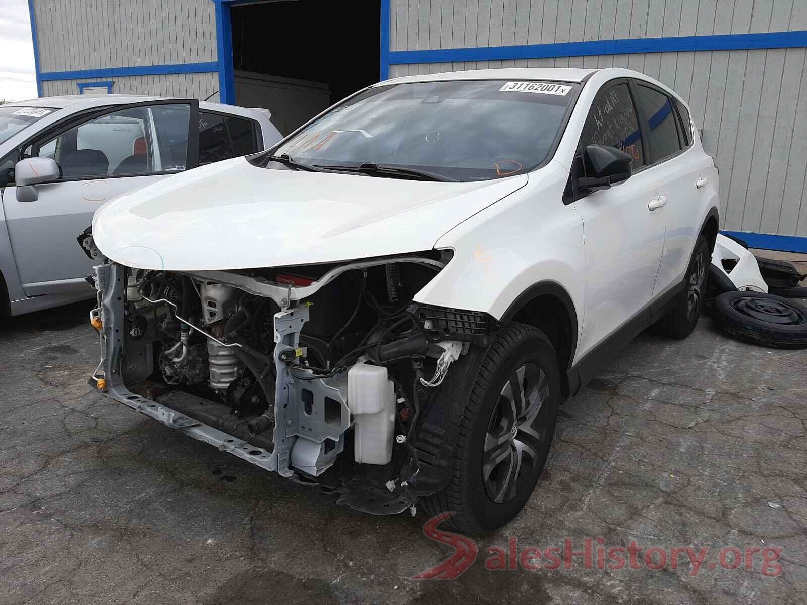 JTMZFREV7JJ180135 2018 TOYOTA RAV4