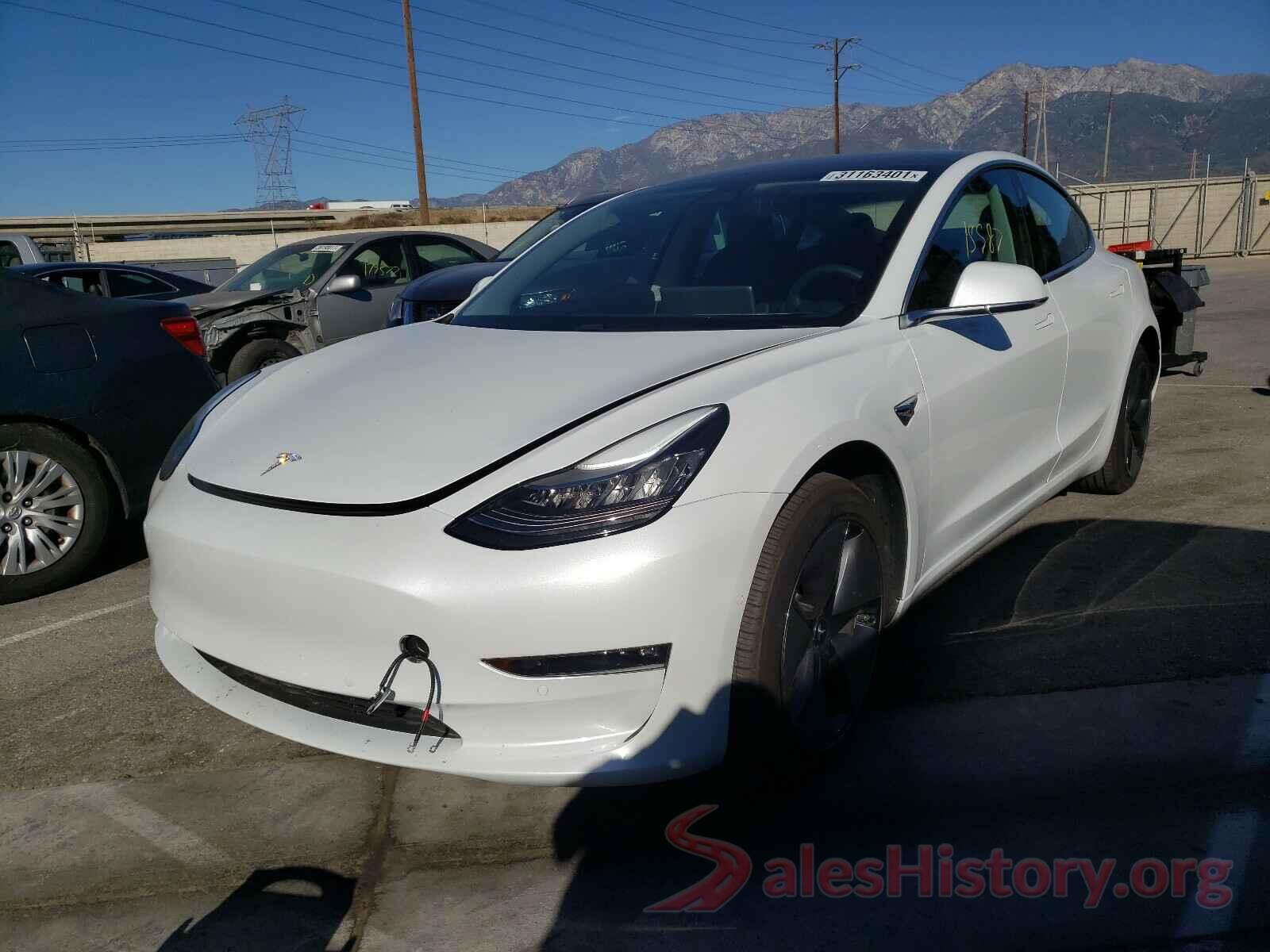 5YJ3E1EA0JF153230 2018 TESLA MODEL 3