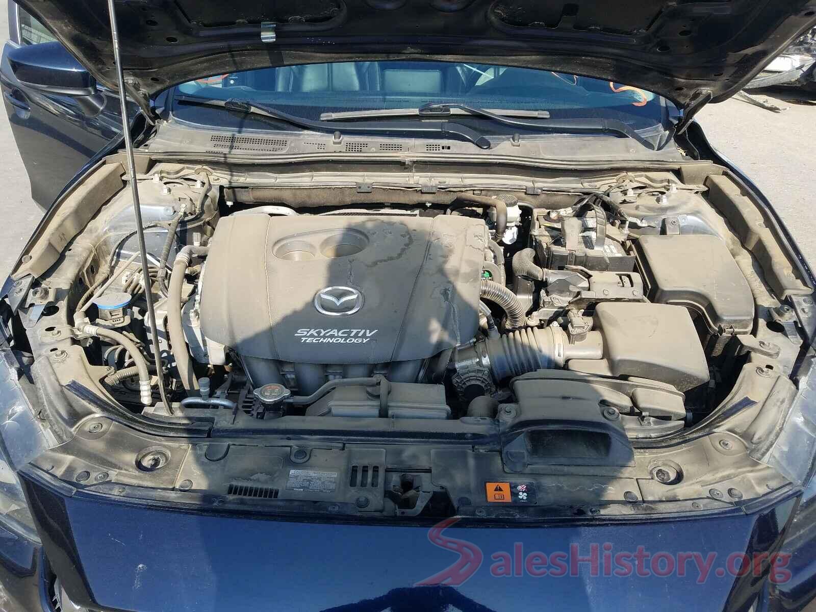 3MZBN1L38JM183486 2018 MAZDA 3